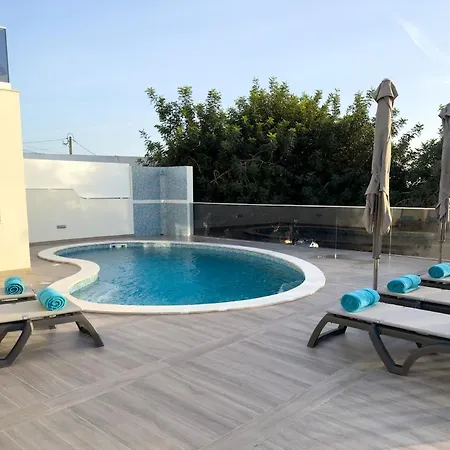 Nova En-suite Luxury, Private Pool, Sea View 빌라