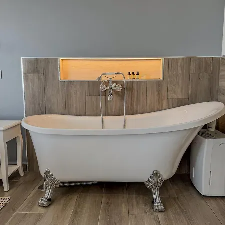Nova En-suite Luxury, Private Pool, Sea View