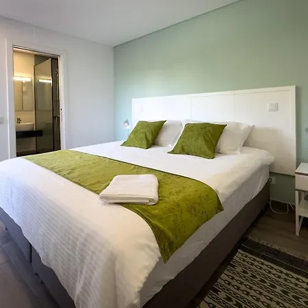 Villa Nova En-suite Luxury, Private Pool, Sea View Albufeira