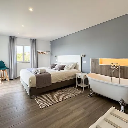 Nova En-suite Luxury, Private Pool, Sea View *